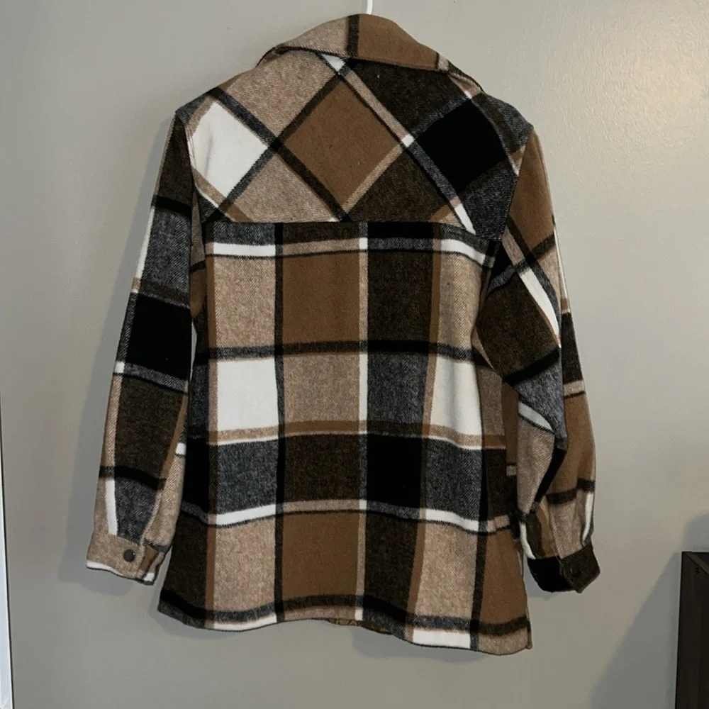 Ashley by 26 International Women’s Plaid Women's Jacket in Brown and Black - Picture 8 of 8